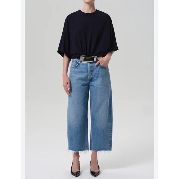 Citizens of Humanity Denim - Citizens of Humanity High Rise Wide Legged Raw Hem Button Fly Jeans Size 27